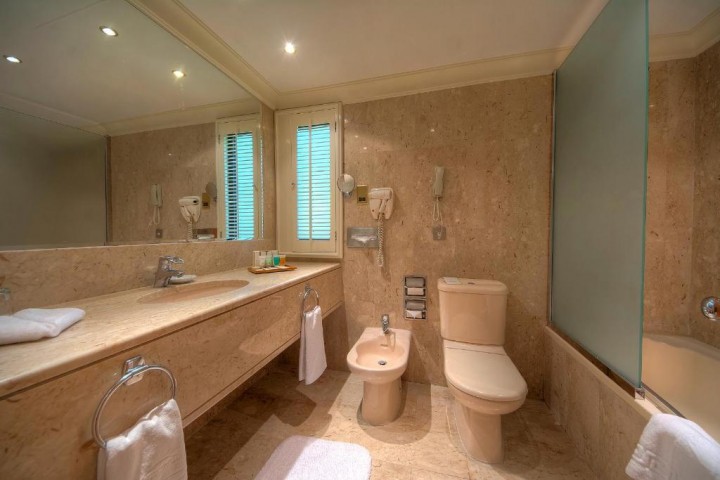 Standard Room Near Palm Strip Mall 1 Luxury Bookings