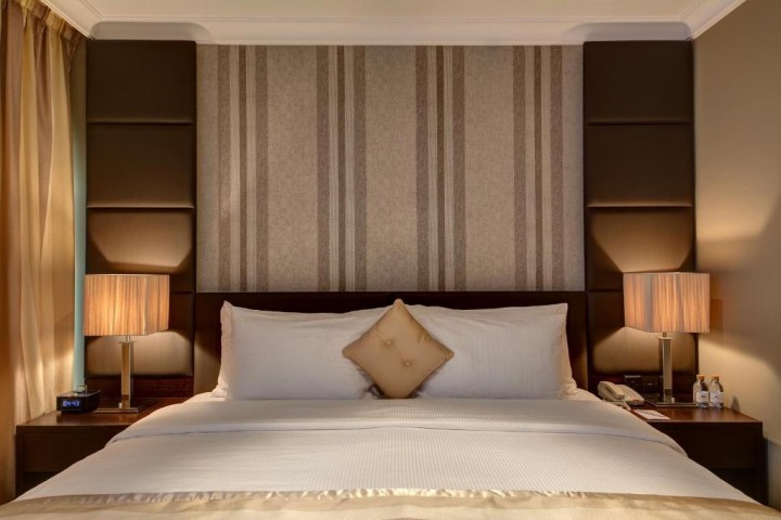 Standard Room Near Palm Strip Mall 2 Luxury Bookings
