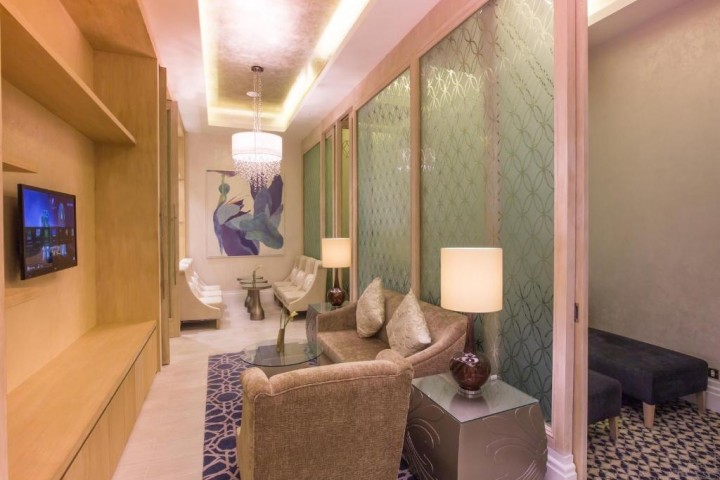 Resort Garden Deluxe Room Near France Consulate 14 Luxury Bookings