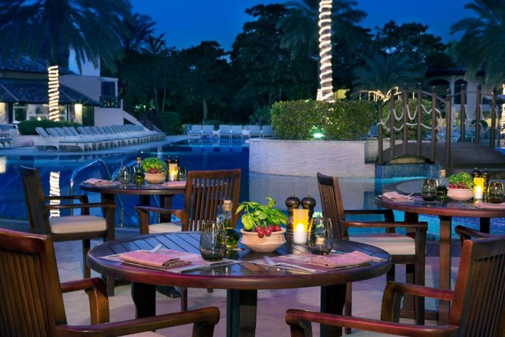 Resort Garden Deluxe Room Near France Consulate 16 Luxury Bookings