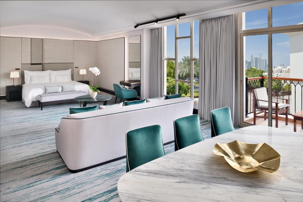 Junior Suite Near by Montgomerie Golf Club Dubai Luxury Bookings