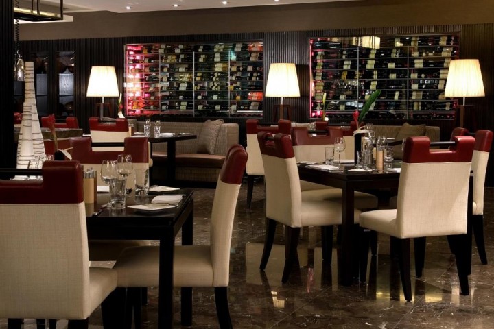 Ultra Luxury Suite Near Montgomerie Golf Club 16 Luxury Bookings