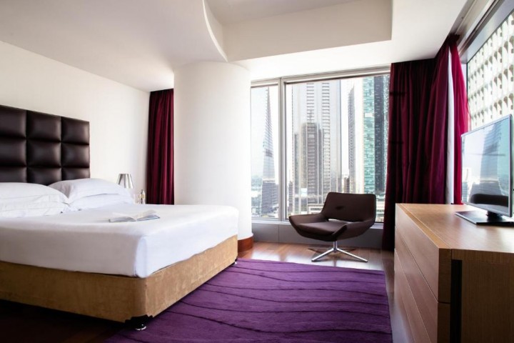 Three Bedroom Duplex Near WTC Metro Station 16 Luxury Bookings
