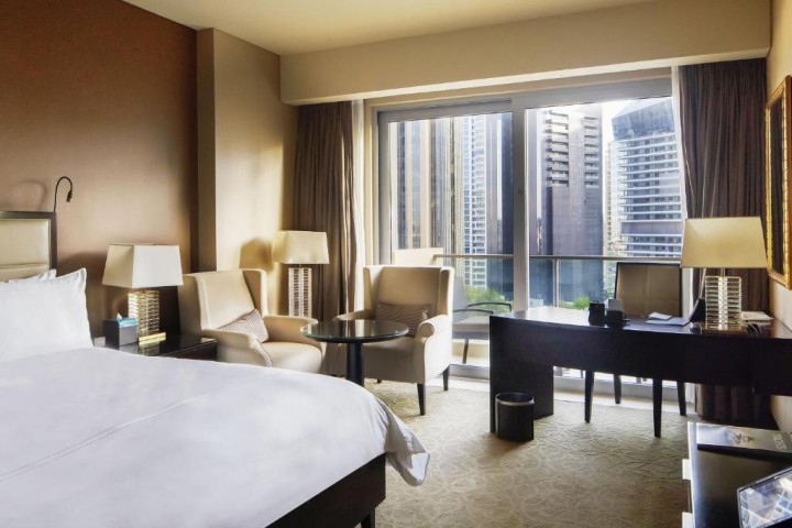 Deluxe room Near by Dubai Marina Mall 3 Luxury Bookings