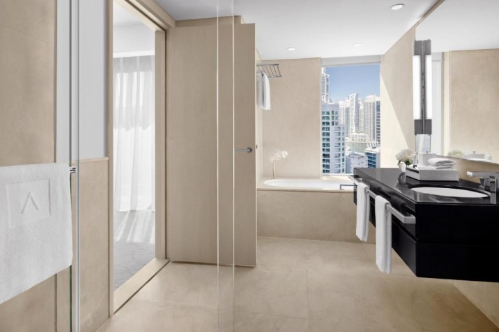 Deluxe room Near by Dubai Marina Mall 17 Luxury Bookings