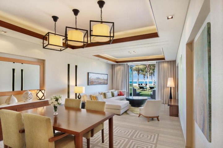 Beachfront Residence One Bedrooom Suite. 1 Luxury Bookings