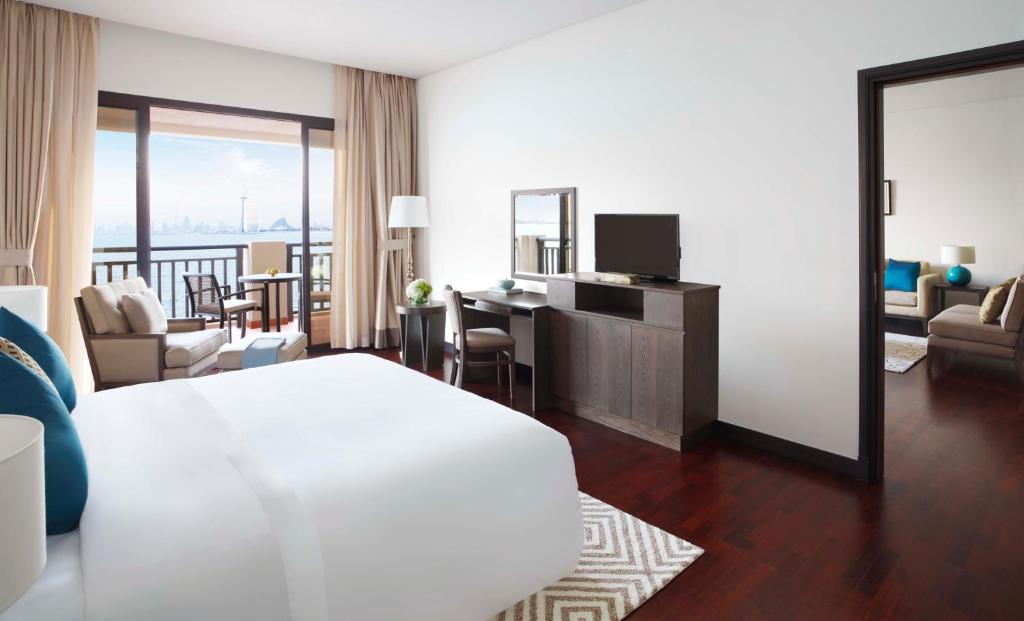 One Bedroom Apartment Near Aqua Venture Waterpark Luxury Bookings