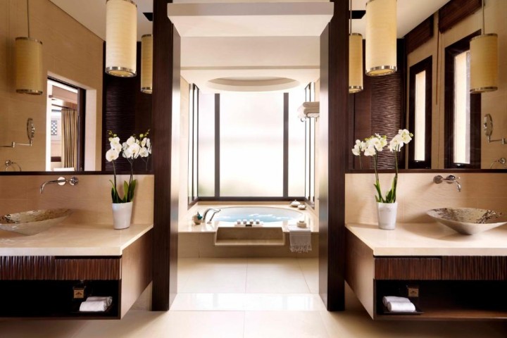 One Bedroom Apartment Near Aqua Venture Waterpark 8 Luxury Bookings