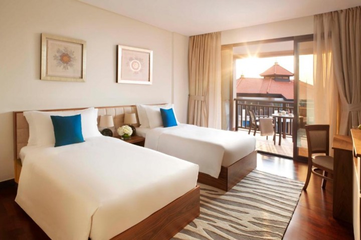 Two Bedroom Apartment Near Aqua Venture Waterpark 1 Luxury Bookings