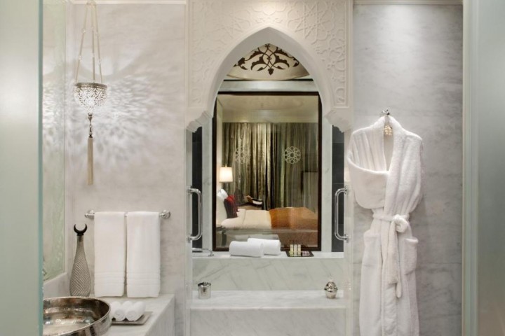 Imperial One Bedroom Suite In Palm Jumeirah 1 Luxury Bookings