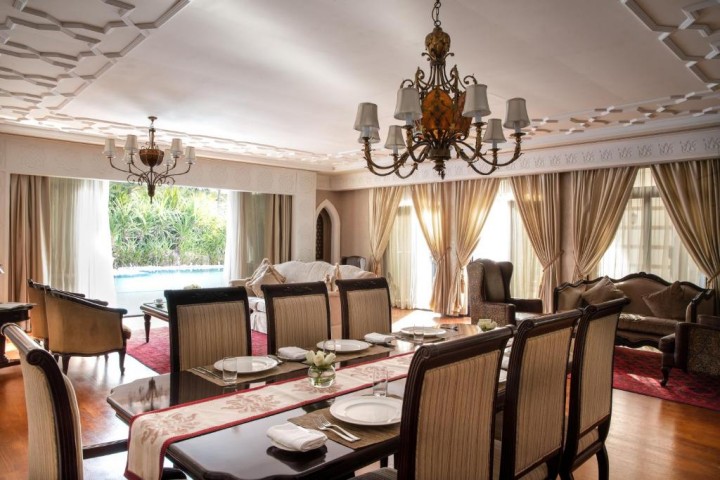 4 Bedroom Lagoon Royal Residence In Palm Jumeirah 6 Luxury Bookings