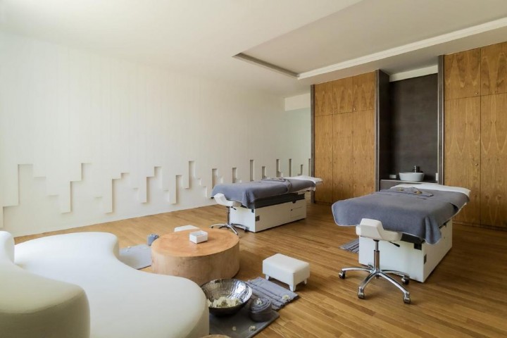 One Bedroom Beach Pool Villa Near Dubai Canal 11 Luxury Bookings