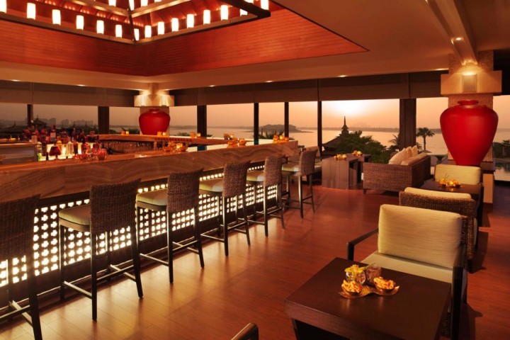 Junior Ocean Suite Near Anantara Island Resort 25 Luxury Bookings