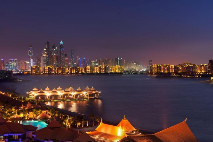 One Bedroom Near Anantara World Island Resort 42 Luxury Bookings