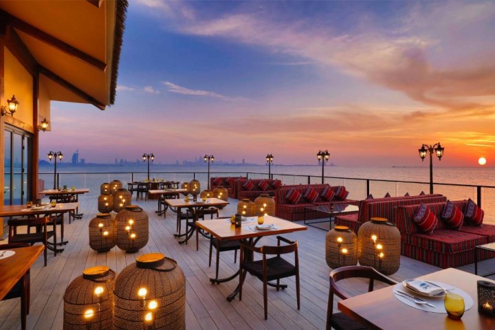 One Bedroom Near Anantara World Island Resort 14 Luxury Bookings
