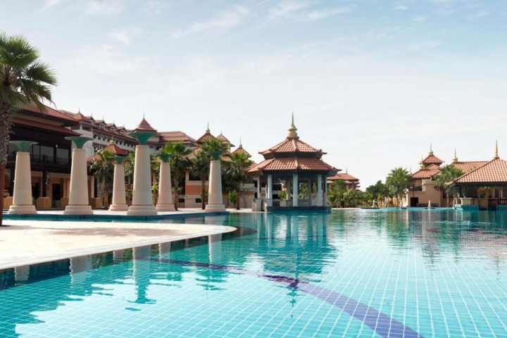 One Bedroom Near Anantara World Island Resort 36 Luxury Bookings