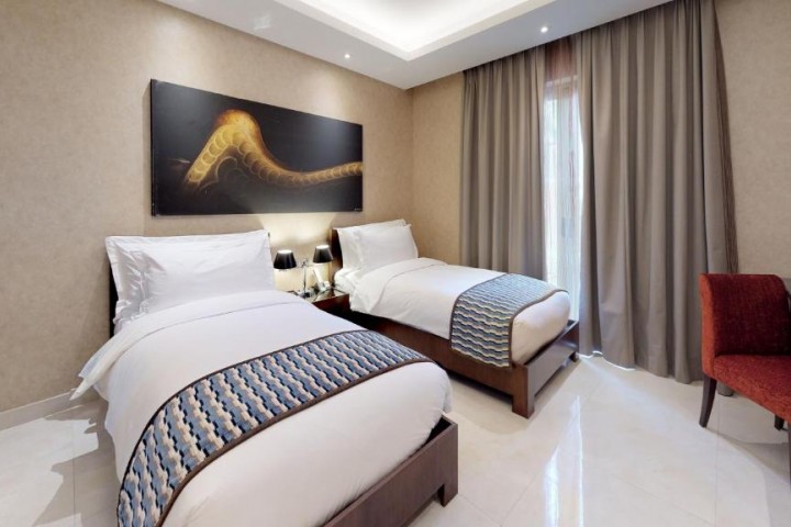 2 Bedroom Villa With Private Pool Near Desert Palm 2 Luxury Bookings