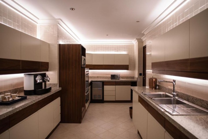 Royal Suite Near Souk Madinat Jumeirah 17 Luxury Bookings