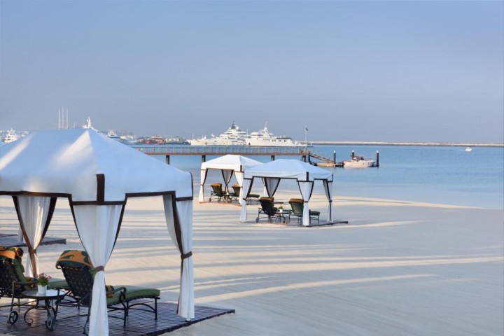 Residence Junior Suite In Jumeirah Beach. 14 Luxury Bookings