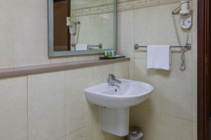 Two Bedroom Near Burjuman Metro Station 6 Luxury Bookings