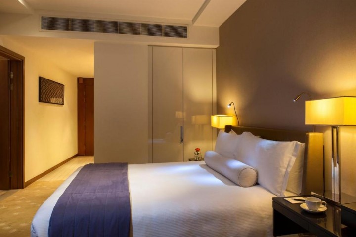 One Bedroom Suite Near Marsa Plaza Festival City 2 Luxury Bookings