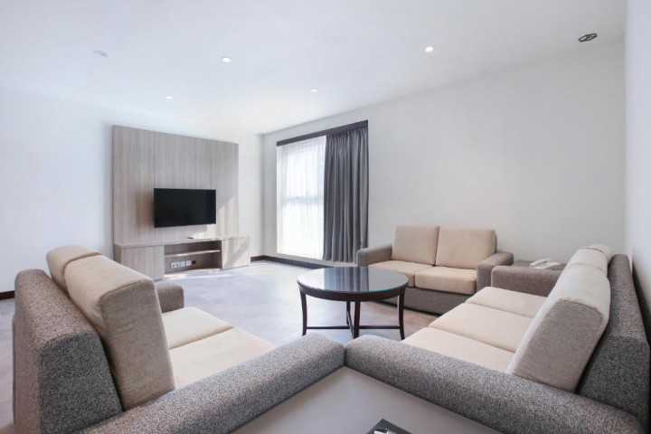 One Bedroom Apartment Near American Hospital 13 Luxury Bookings