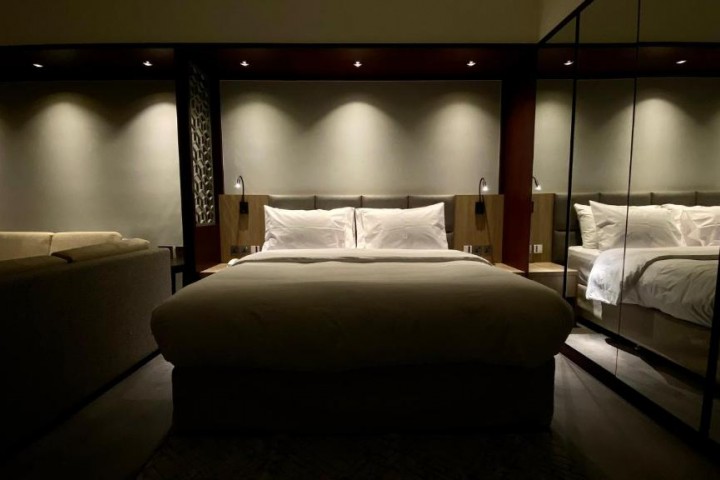 Two Bedroom Suite Near American Hospital 9 Luxury Bookings