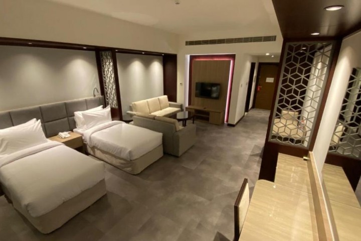 Two Bedroom Suite Near American Hospital 19 Luxury Bookings