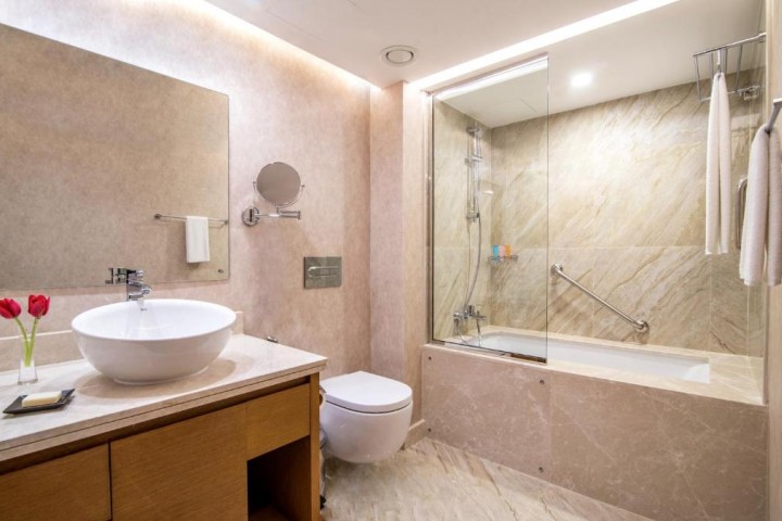 Premium One Bedroom near Gold Souk Metro Station By Luxury Bookings 2 Luxury Bookings