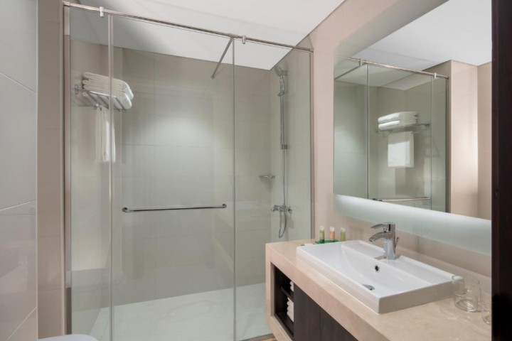 Studio Near Gold Souk Metro Station 5 Luxury Bookings