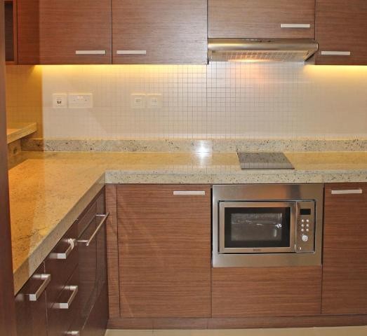 Two bedroom Apartment Near Gold Souk Metro Station 17 Luxury Bookings