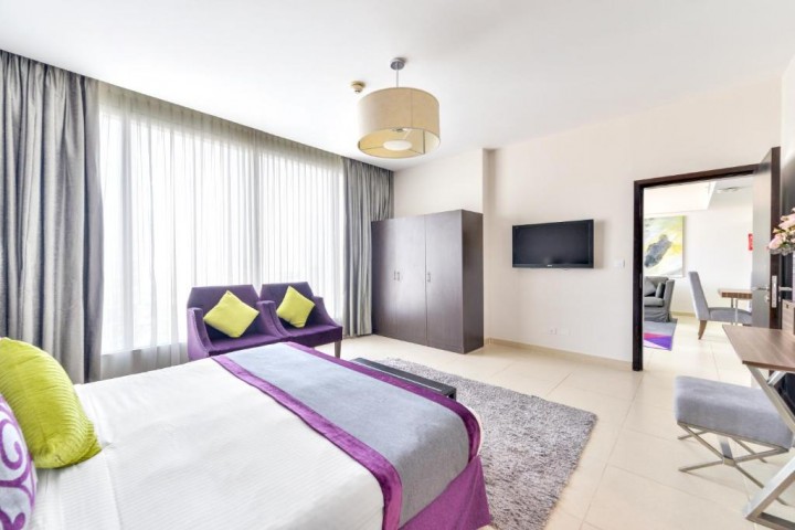 One Bedroom Apartment Near WTC Metro Station 1 Luxury Bookings