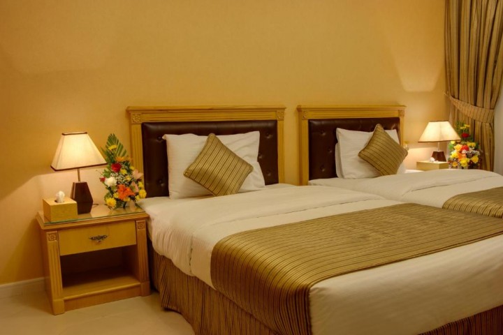 2 Bedroom Apartments Near MM Towers Shopping Mall 7 Luxury Bookings