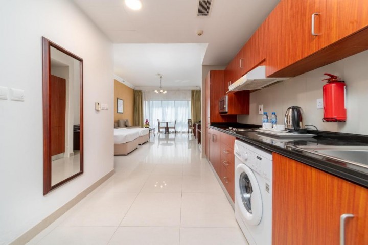 Deluxe One Bedroom Apartment Near Reef Mall 12 Luxury Bookings