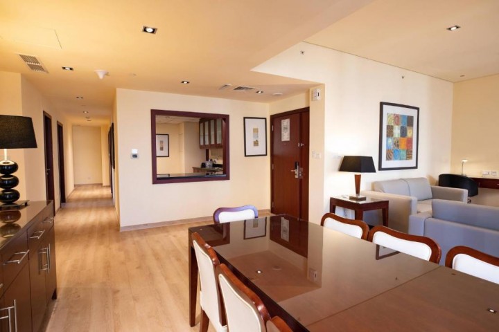 Three Bedroom Apartment Near Sadaf Building JBR 24 Luxury Bookings