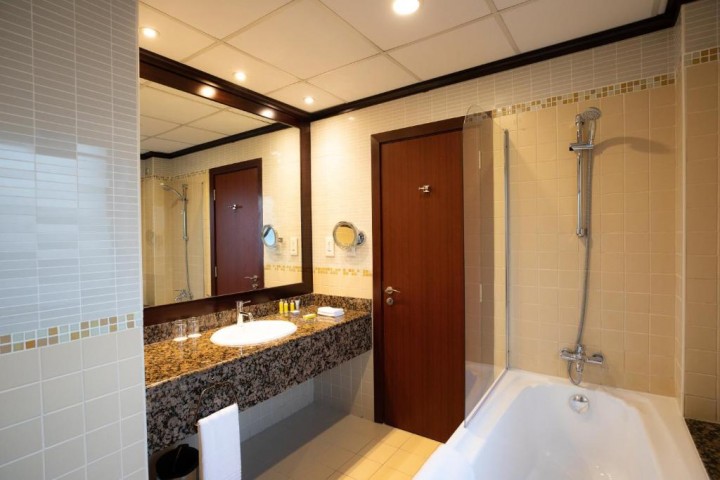 Four Bedroom Apartment Near Sadaf Building JBR 16 Luxury Bookings
