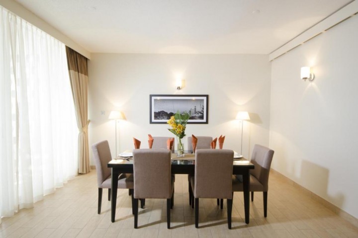 EXECUTIVE ONE BEDROOM APARTMENT 15 Luxury Bookings