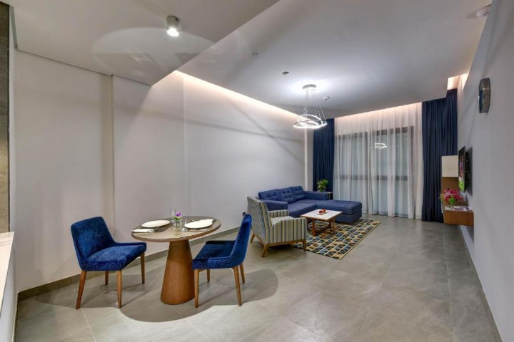 Studio Apartment In DIP By Luxury Bookings 8 Luxury Bookings
