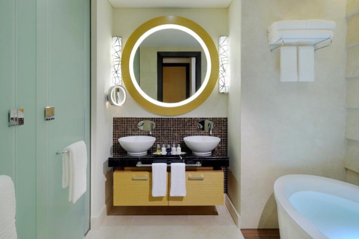 Three Bedroom Apartment Near Al Wasl Sports Club 3 Luxury Bookings