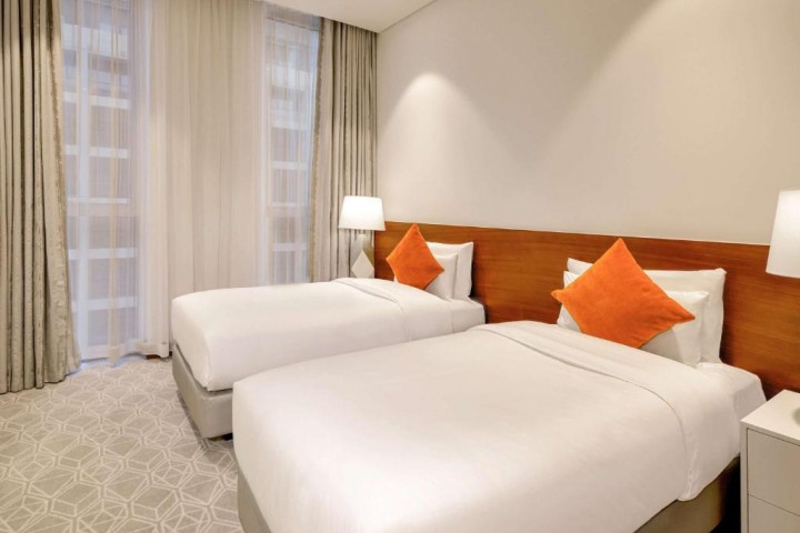 King Room Near Dubai Airport By Luxury Bookings 0 Luxury Bookings