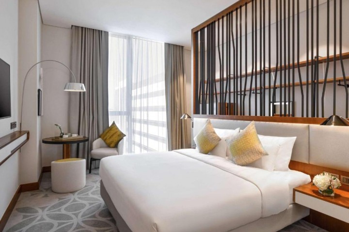 King Room Near Dubai Airport By Luxury Bookings 12 Luxury Bookings