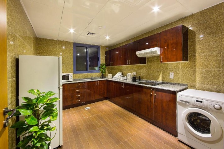One Bedroom Apartment Near Al Khaleej Center 6 Luxury Bookings