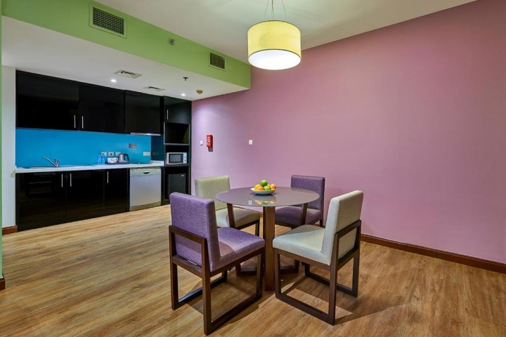 One Bedroom Apartment Near British Orchid Nursery 3 Luxury Bookings