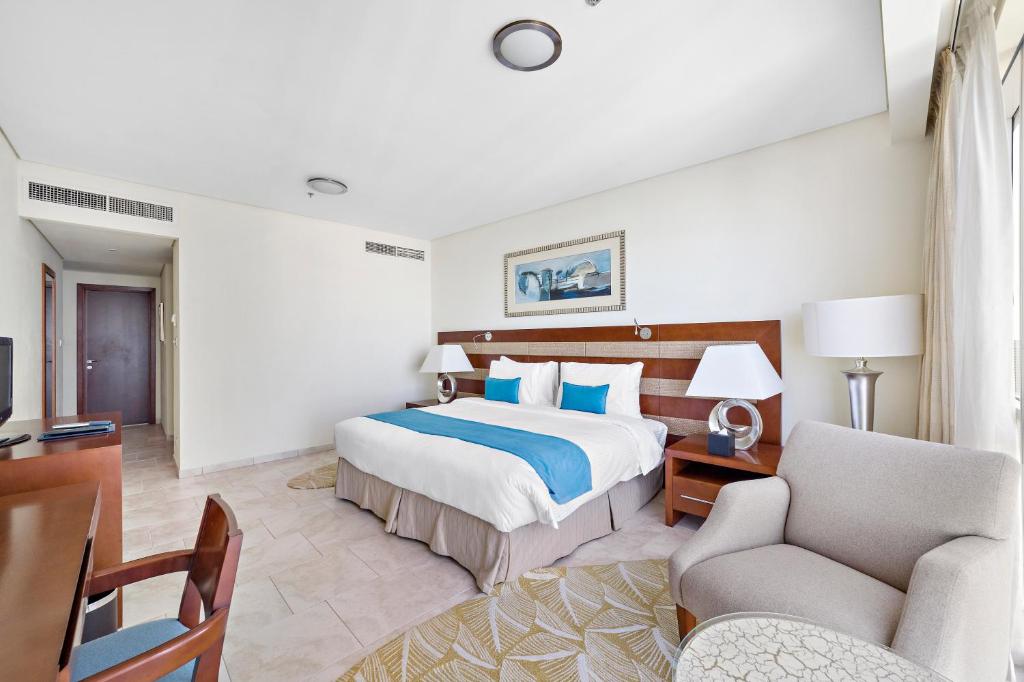 Two Bedroom Apartment Near Pacific Supermarket Luxury Bookings