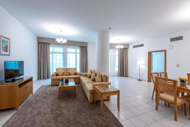Three Bedroom Apartment Near Dubai Mall 2 Luxury Bookings
