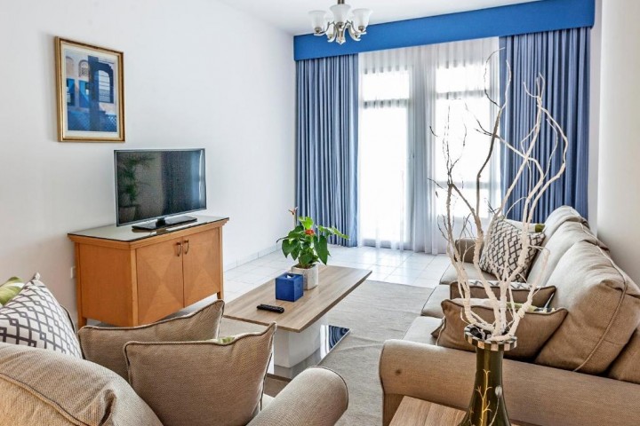 Three Bedroom Apartment Near Dubai Mall 20 Luxury Bookings
