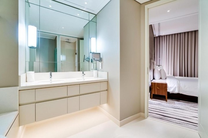 Two Bedroom Apartment Near Vida Souk Mall 26 Luxury Bookings