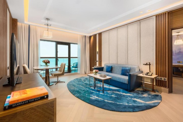 Luxury Suite Room In Palm Jumeirah 3 Luxury Bookings