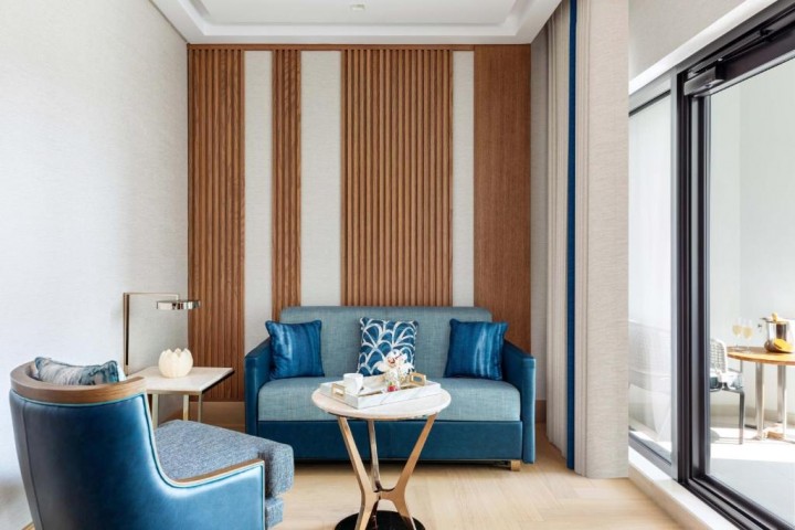 Luxury Suite Room In Palm Jumeirah 26 Luxury Bookings
