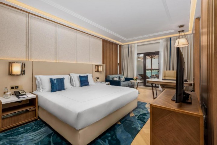 Two Bedroom Grand Luxury Suite In Palm Jumeirah 11 Luxury Bookings